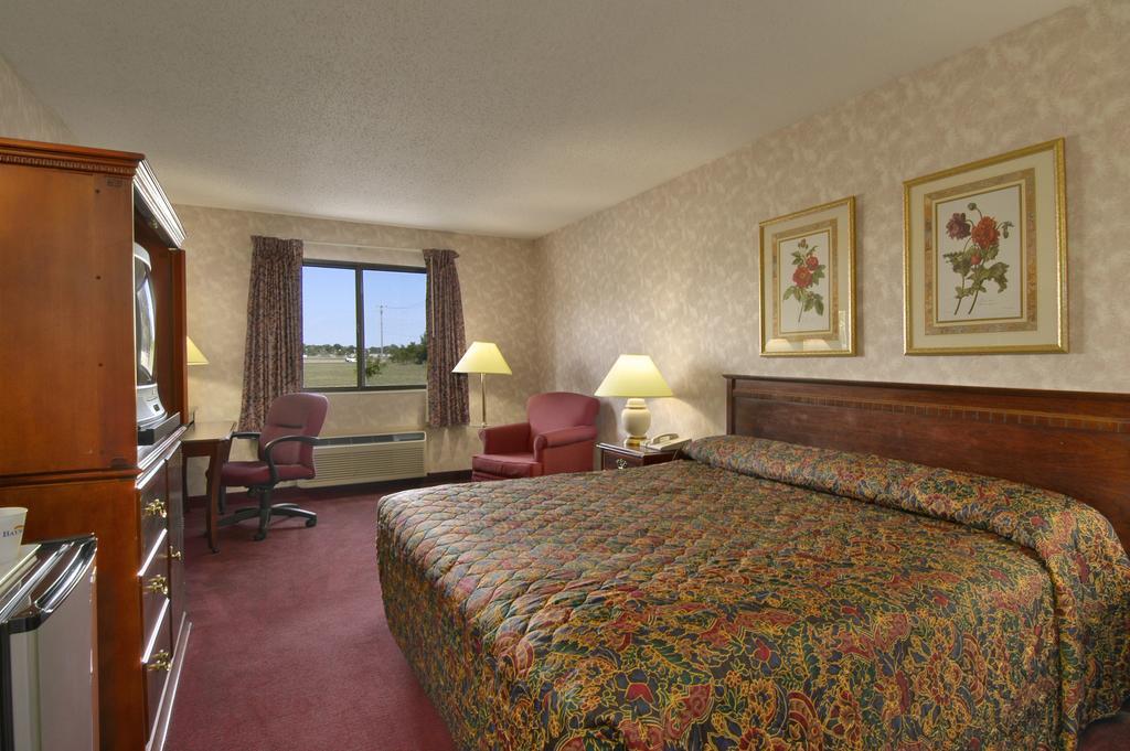 Baymont By Wyndham Muskegon Hotel Kamer foto